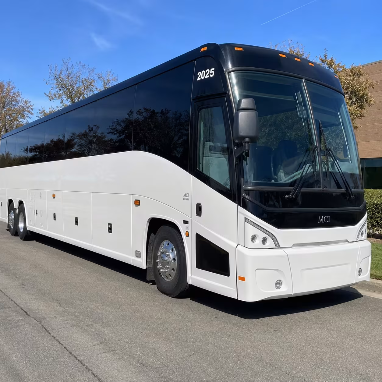 employee shuttle buses for watsonville companies