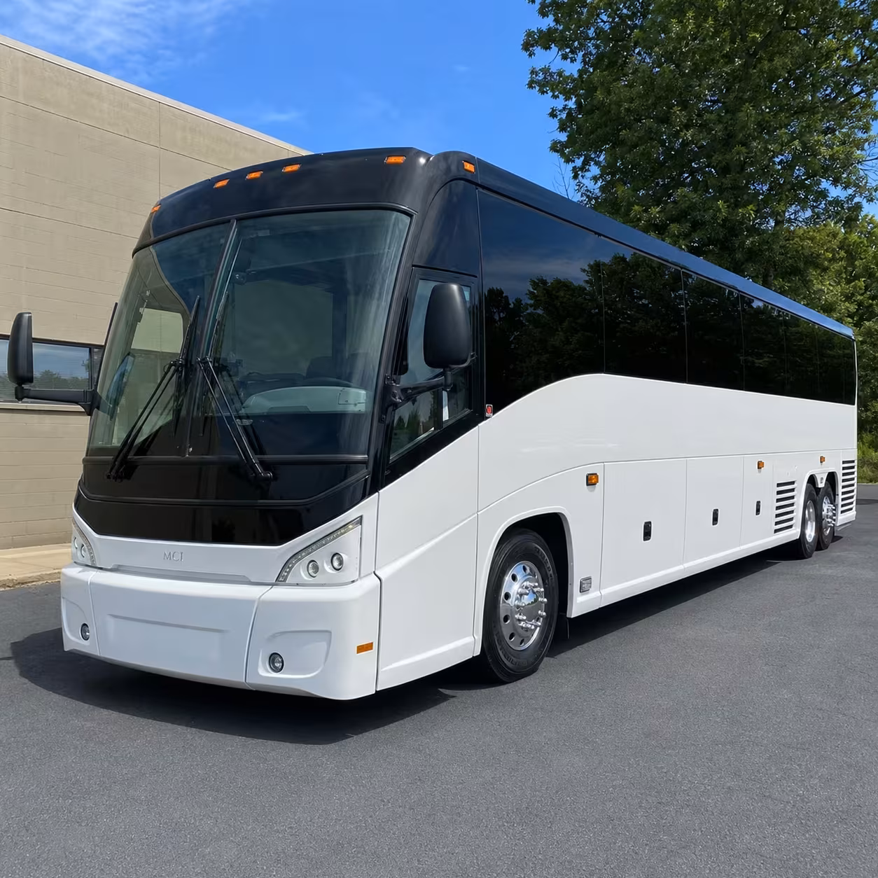 sunday worship shuttle buses for watsonville churches